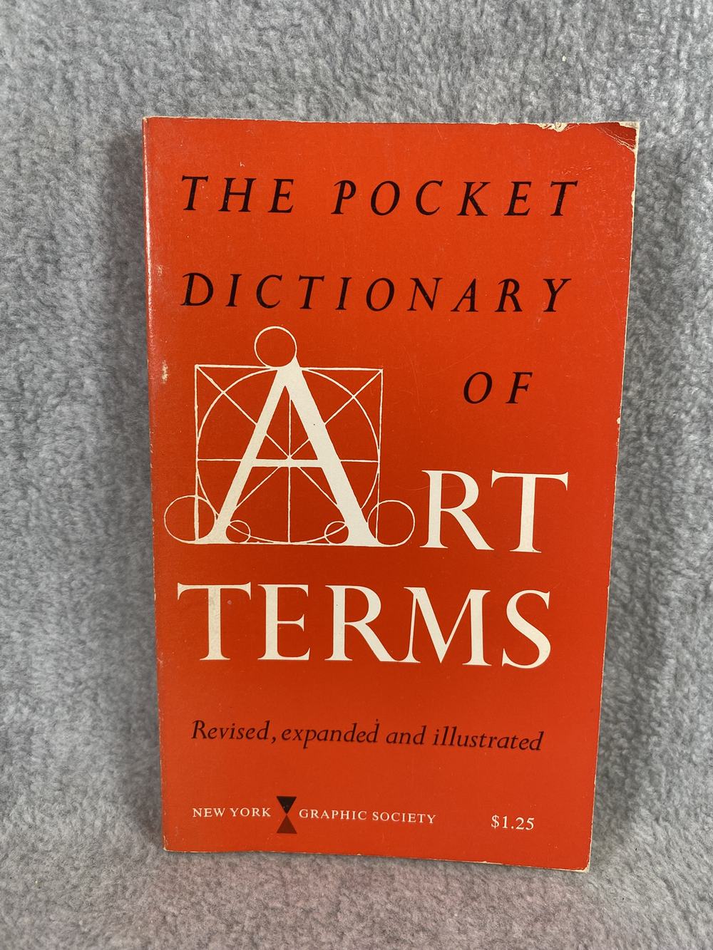 The pocket dictionary of art terms,, photo 1 of 4