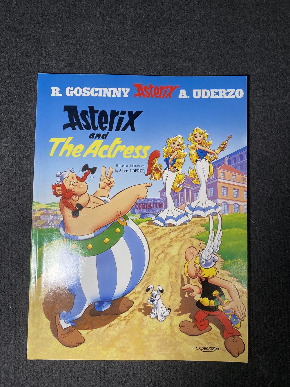 Asterix and the Actress, photo 1 of 6