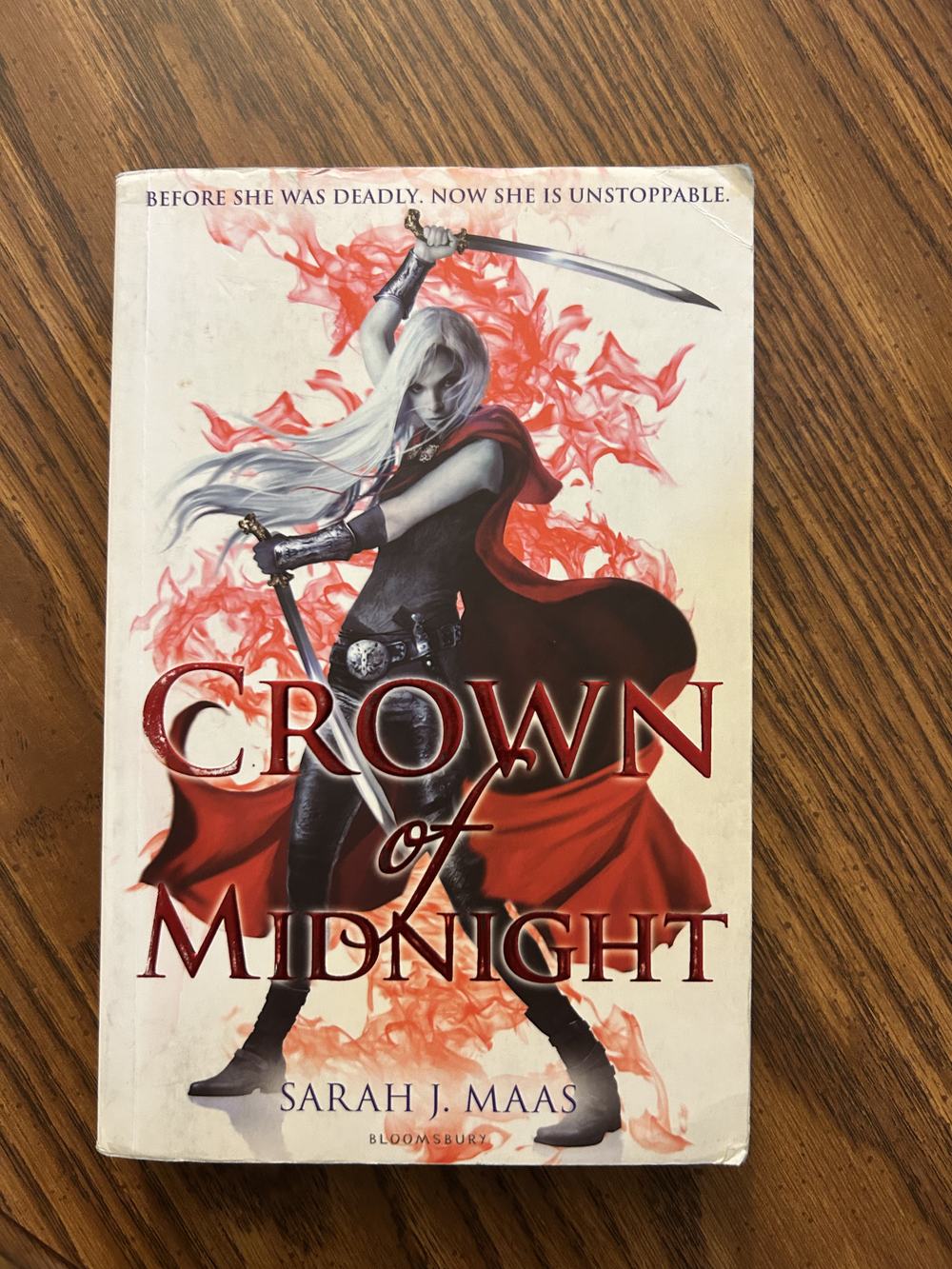 Crown of Midnight (Throne of Glass), photo 1 of 6