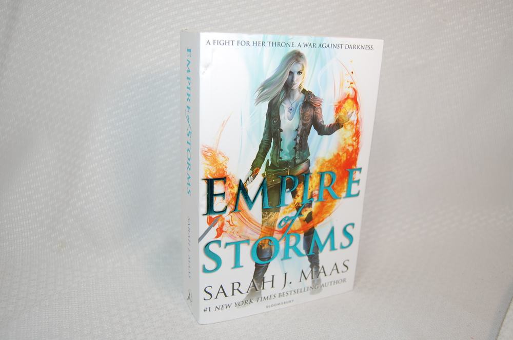 Empire of Storms (Throne of Glass), photo 1 of 9