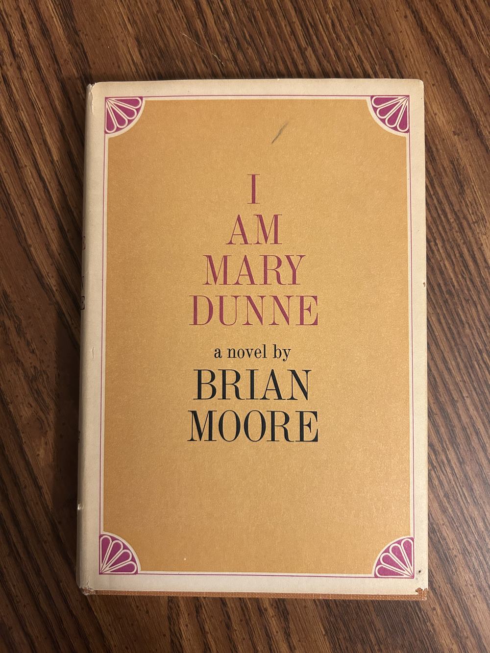 I Am Mary Dunne, photo 1 of 4