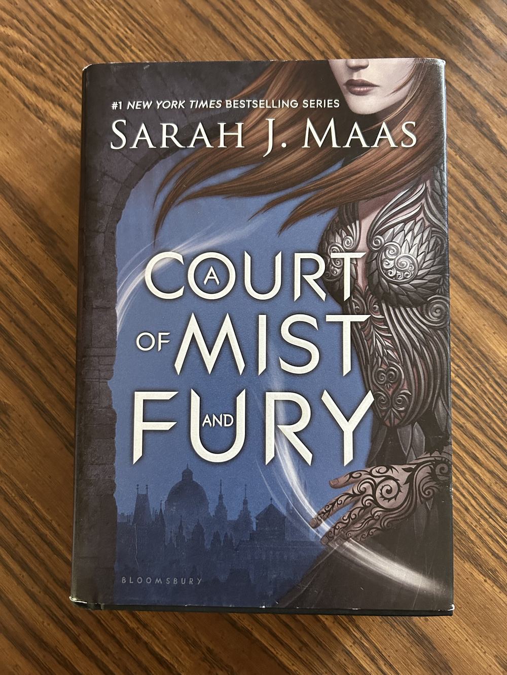 A Court of Mist and Fury (A Court of Thorns and Roses, 2), photo 1 of 12