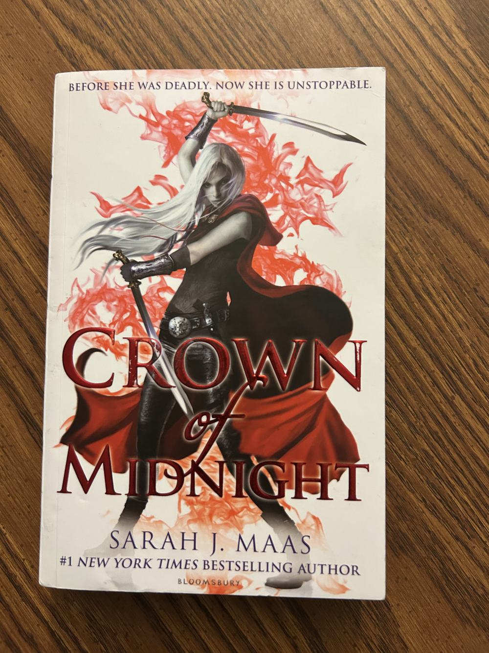 Crown of Midnight (Throne of Glass), photo 1 of 7