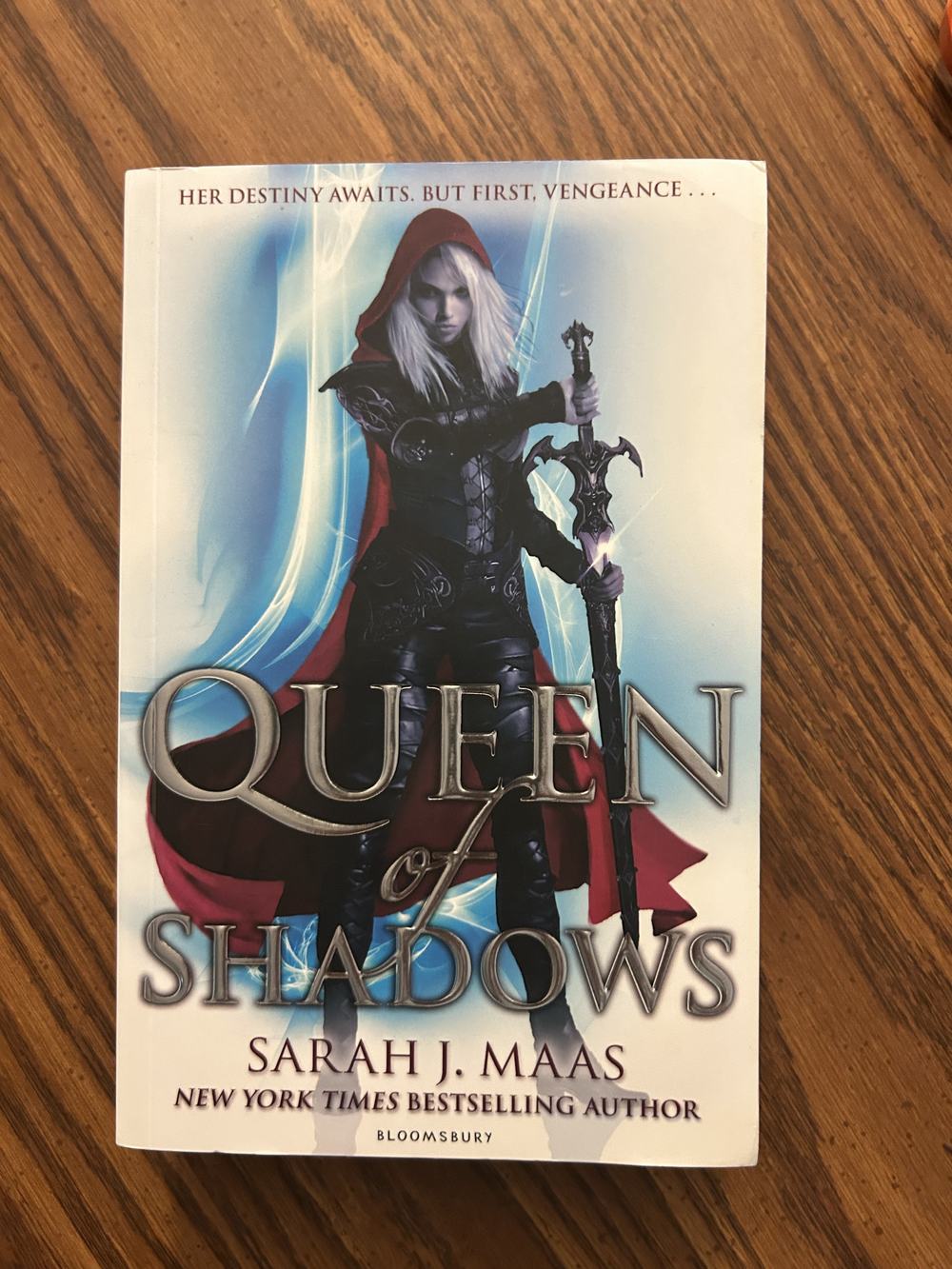 Queen of Shadows, photo 1 of 6
